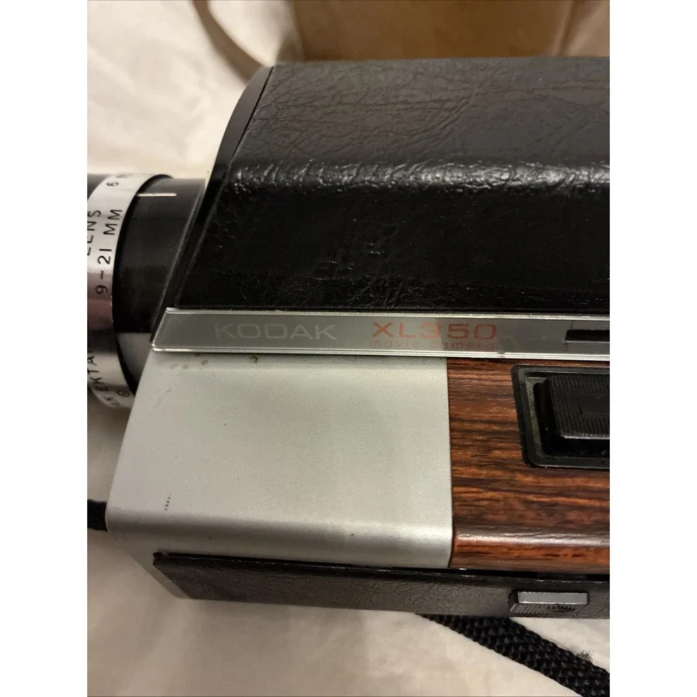 Kodak XL350 Super 8 Movie Camera Outfit Untested With Original Bag